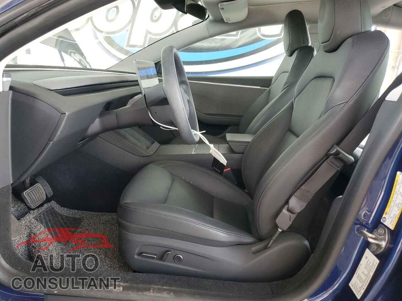 TESLA MODEL 3 2024 - 5YJ3E1EA3RF725287