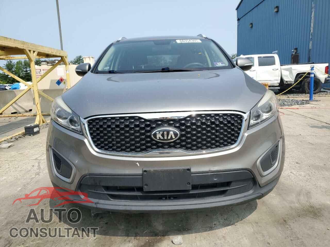 KIA SORENTO 2016 - 5XYPGDA56GG131112
