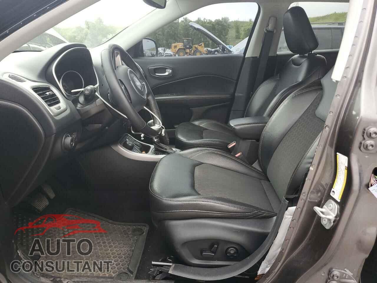JEEP COMPASS 2018 - 3C4NJDBB8JT484982