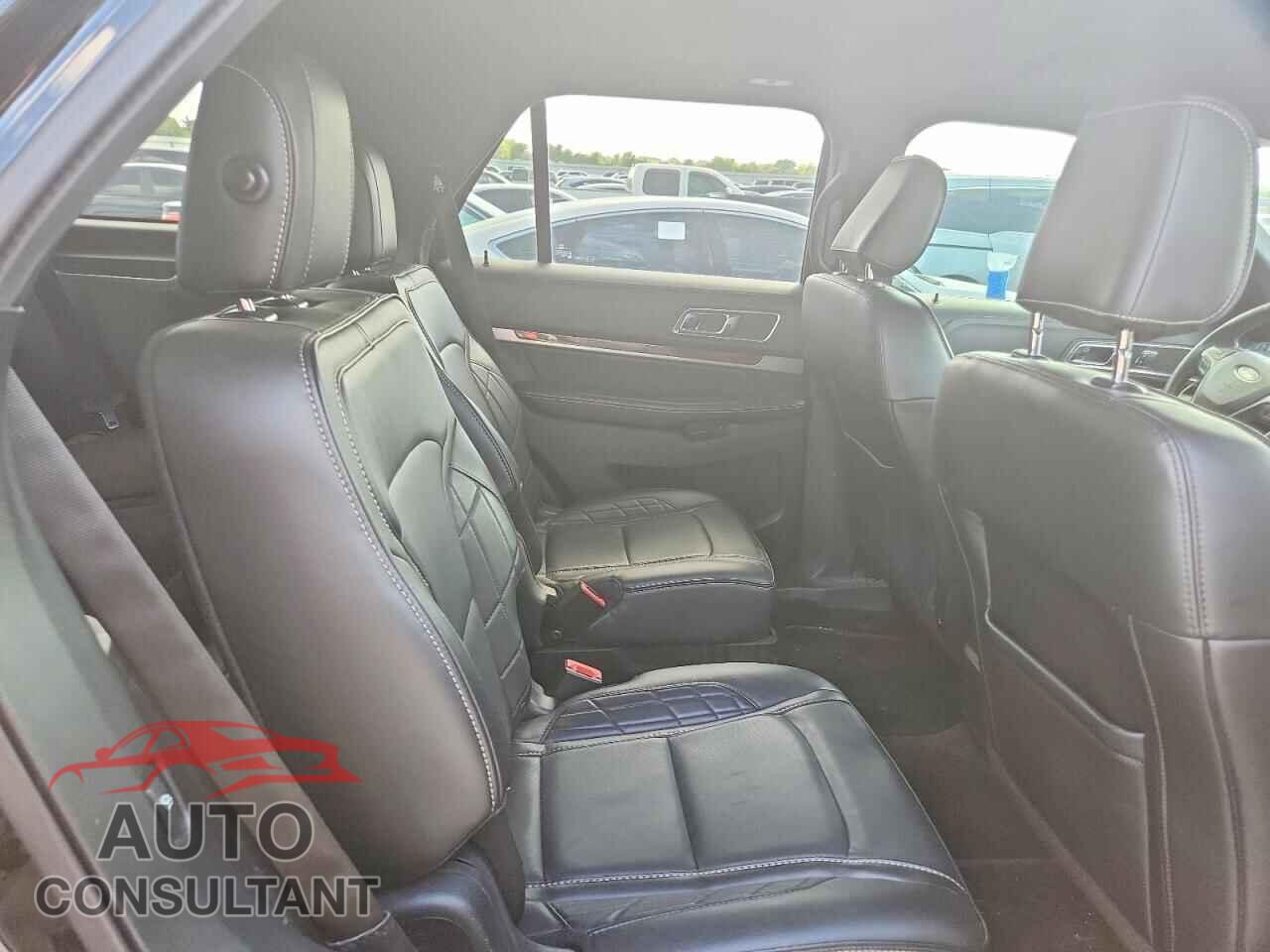 FORD EXPLORER 2018 - 1FM5K8HT5JGB54673
