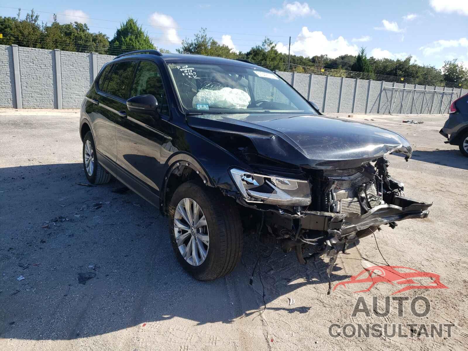 VOLKSWAGEN TIGUAN 2018 - 3VV0B7AX2JM022693