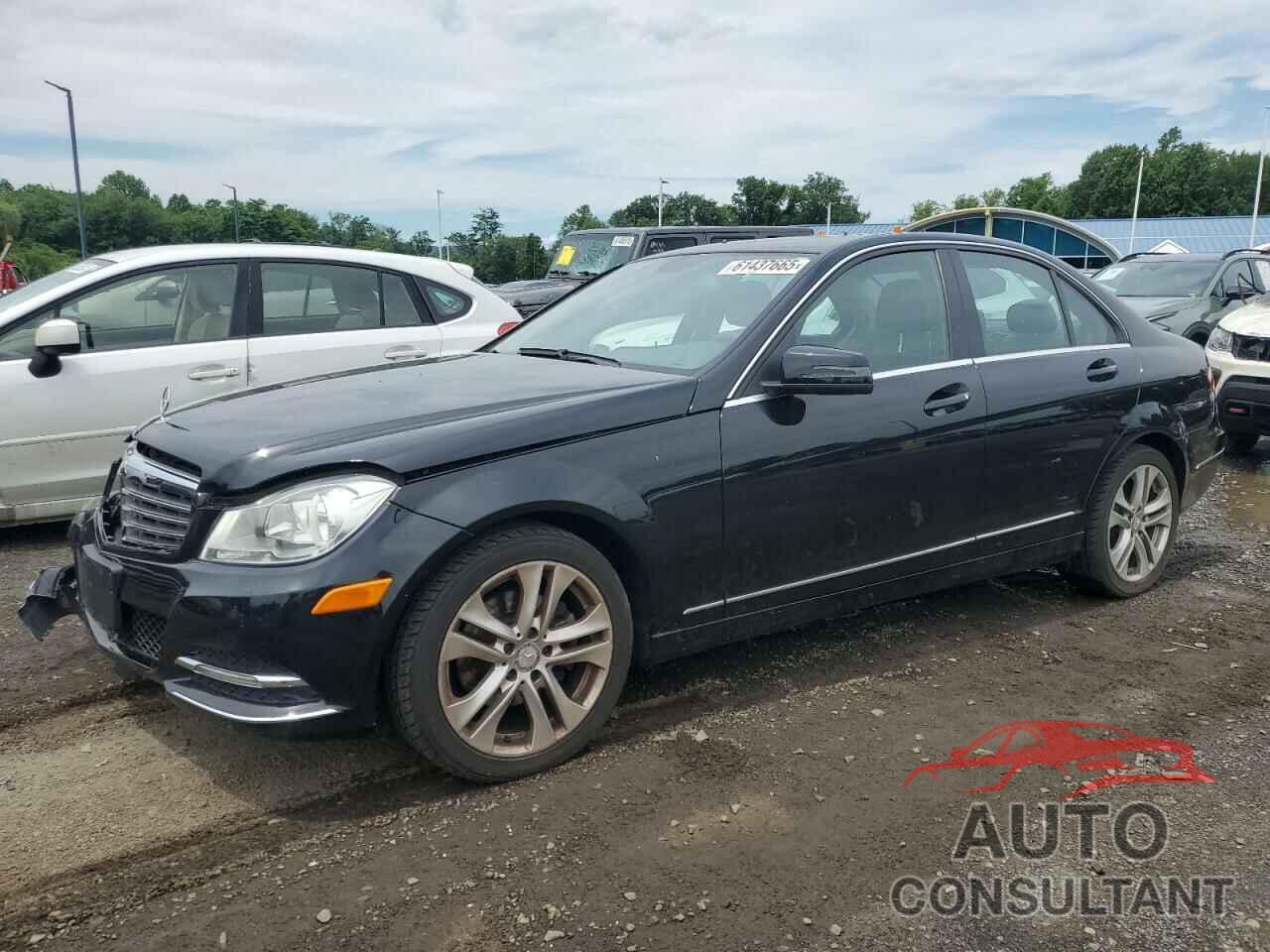 MERCEDES-BENZ C-CLASS 2012 - WDDGF8BB7CR191979
