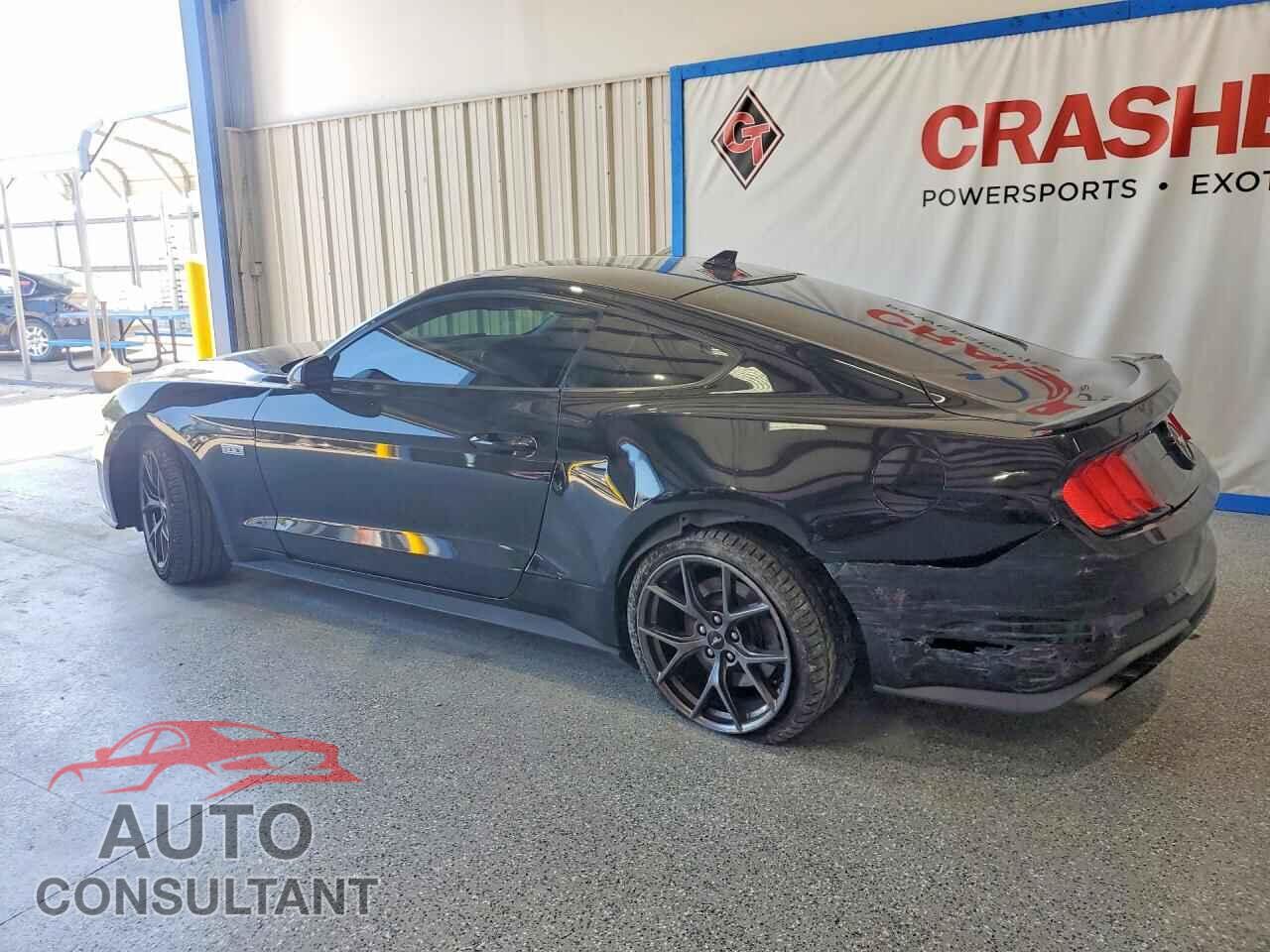 FORD MUSTANG 2020 - 1FA6P8TD3L5157571