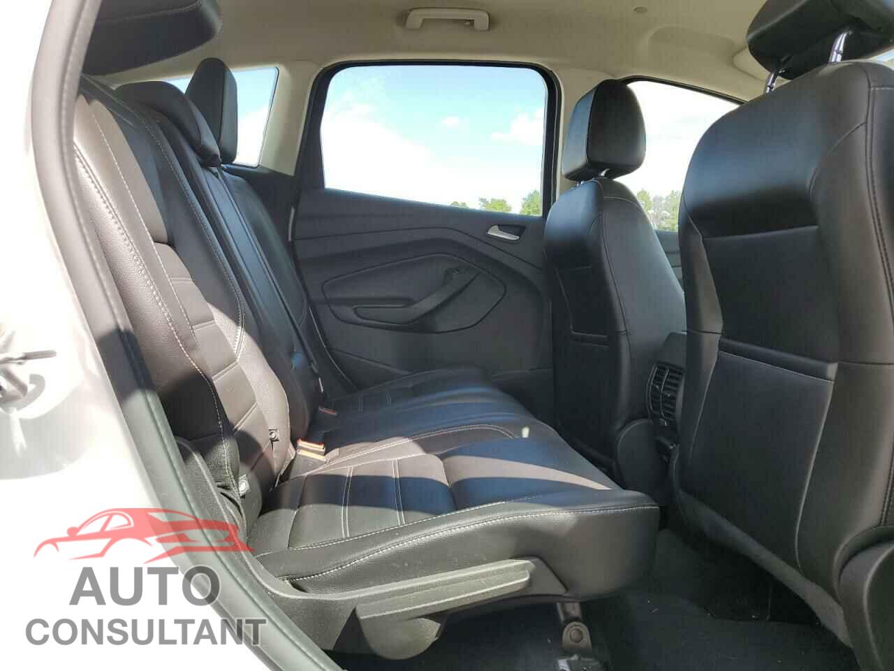 FORD CMAX 2017 - 1FADP5AU3HL103229