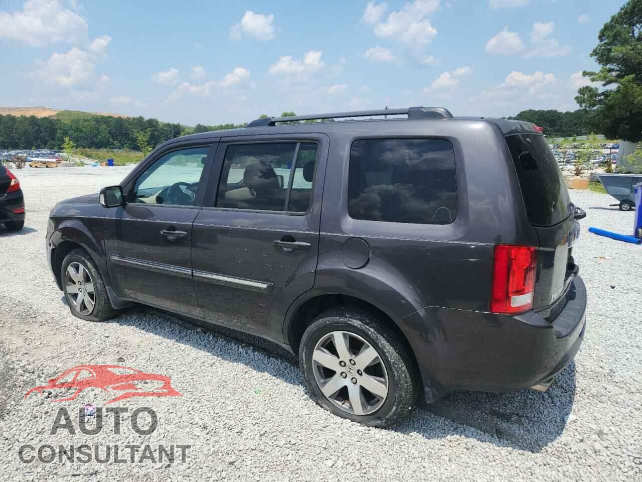 HONDA PILOT 2015 - 5FNYF3H96FB008037