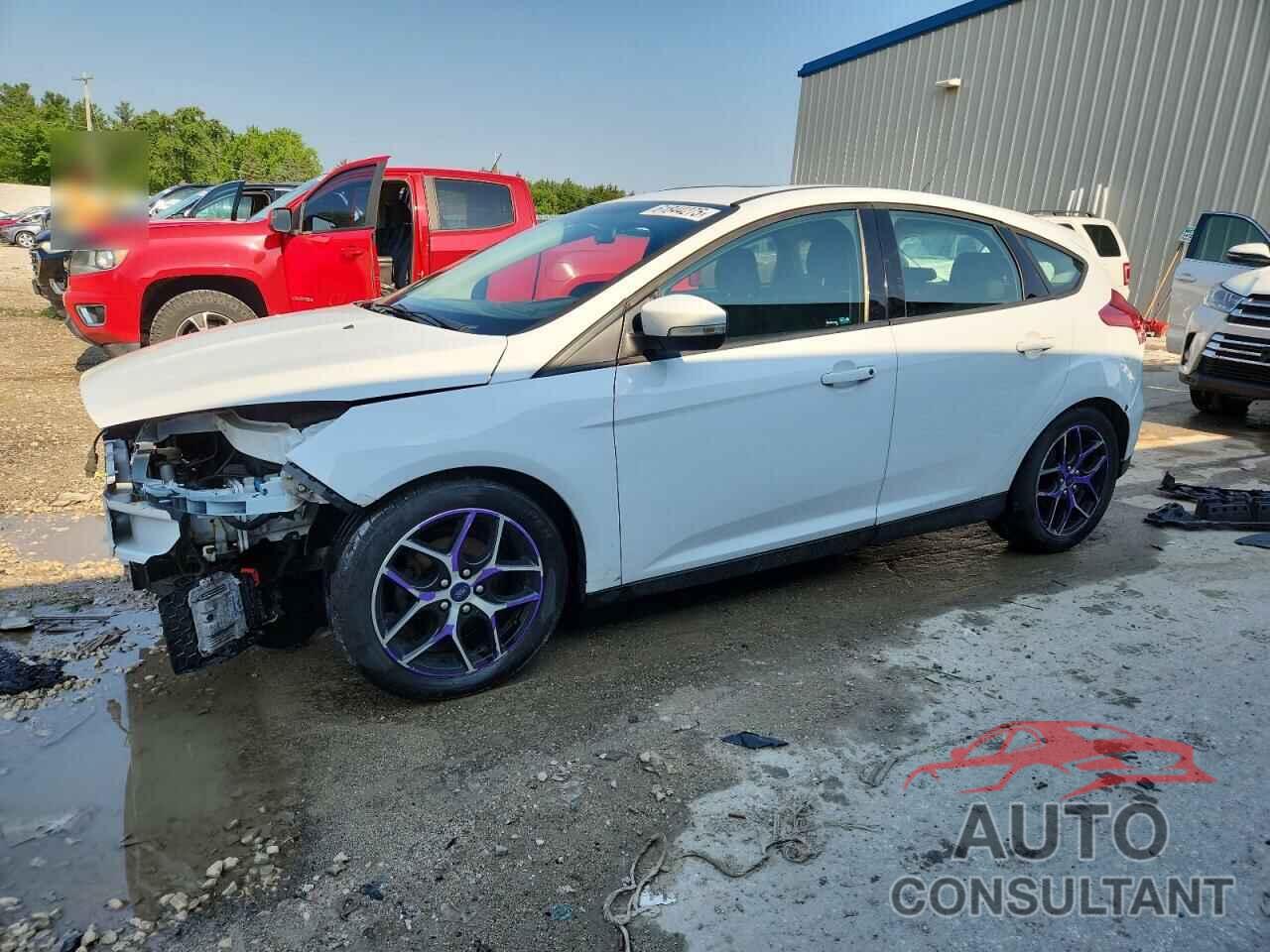 FORD FOCUS 2017 - 1FADP3M29HL205827