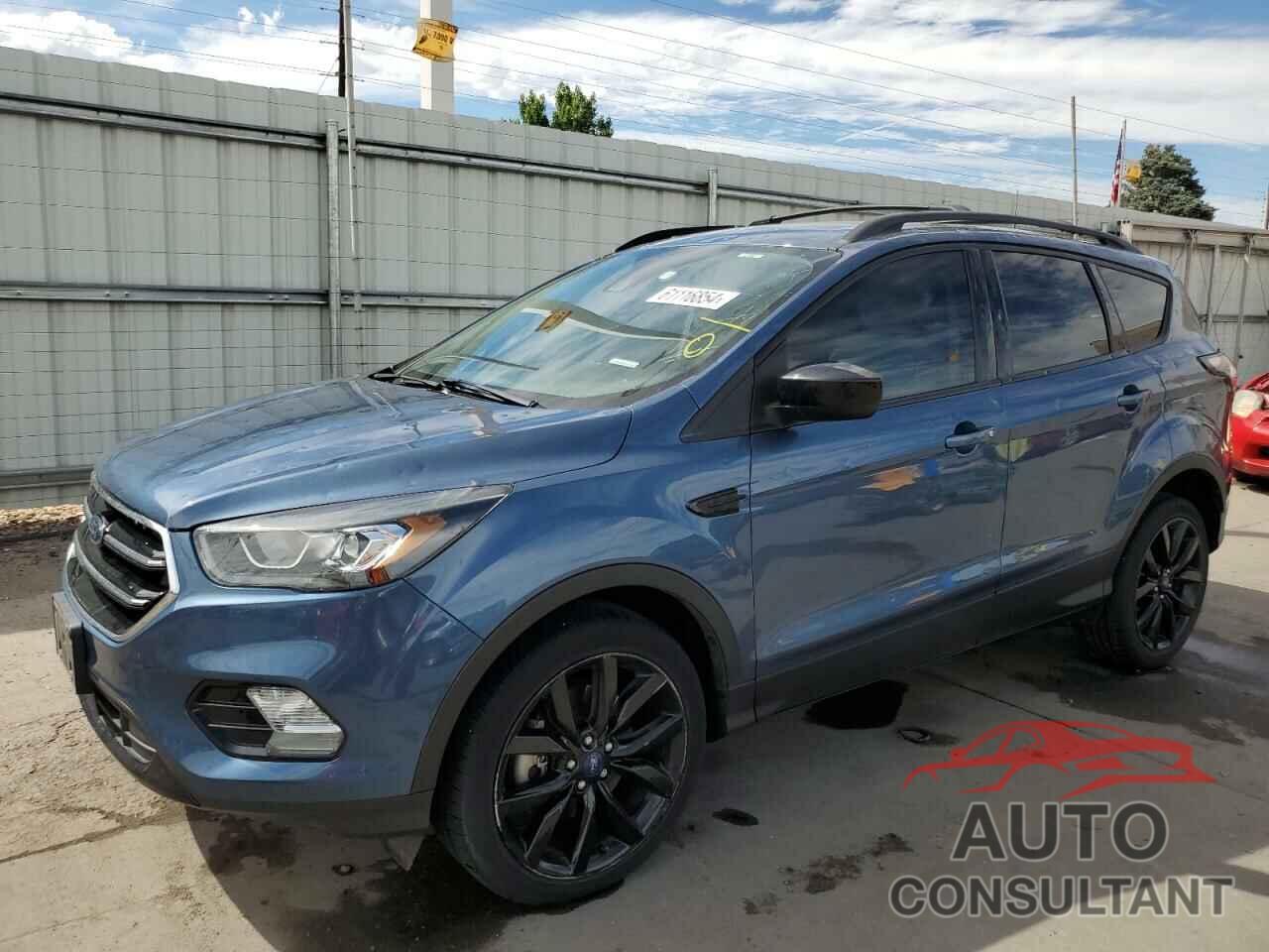 FORD ESCAPE 2018 - 1FMCU9HD5JUC70411