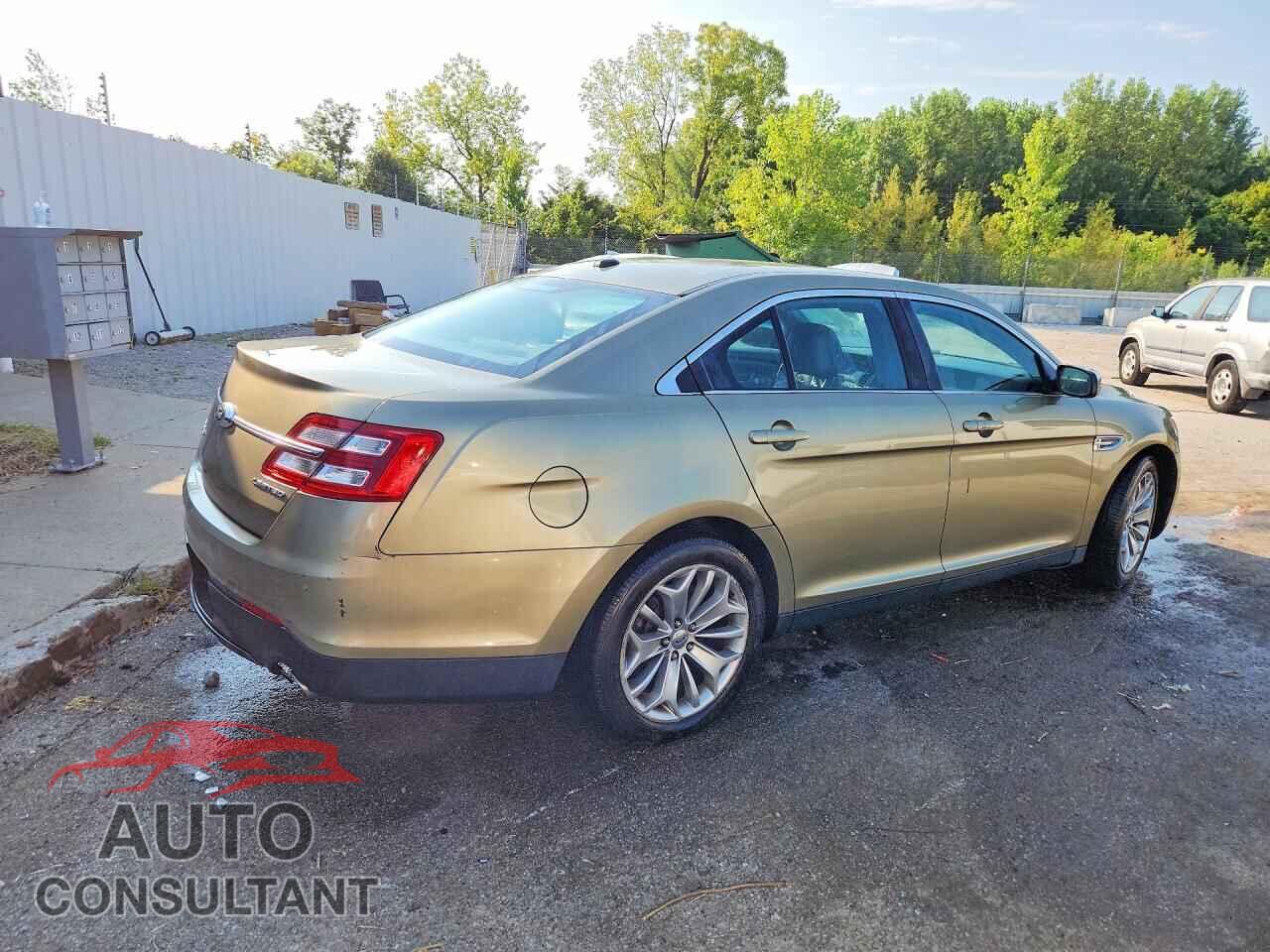 FORD TAURUS 2013 - 1FAHP2F82DG208780