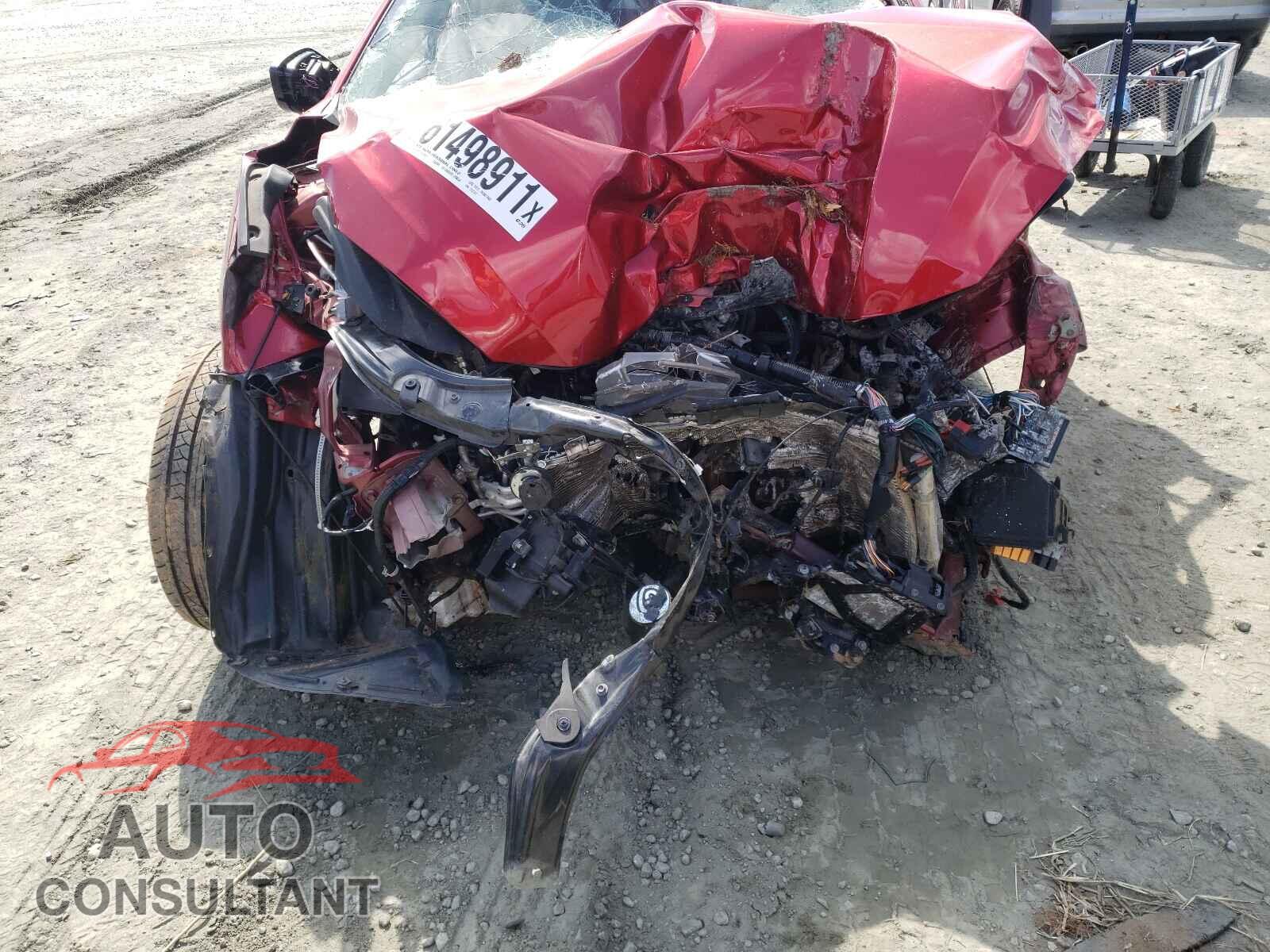 MAZDA 3 2018 - 3MZBN1W32JM212721