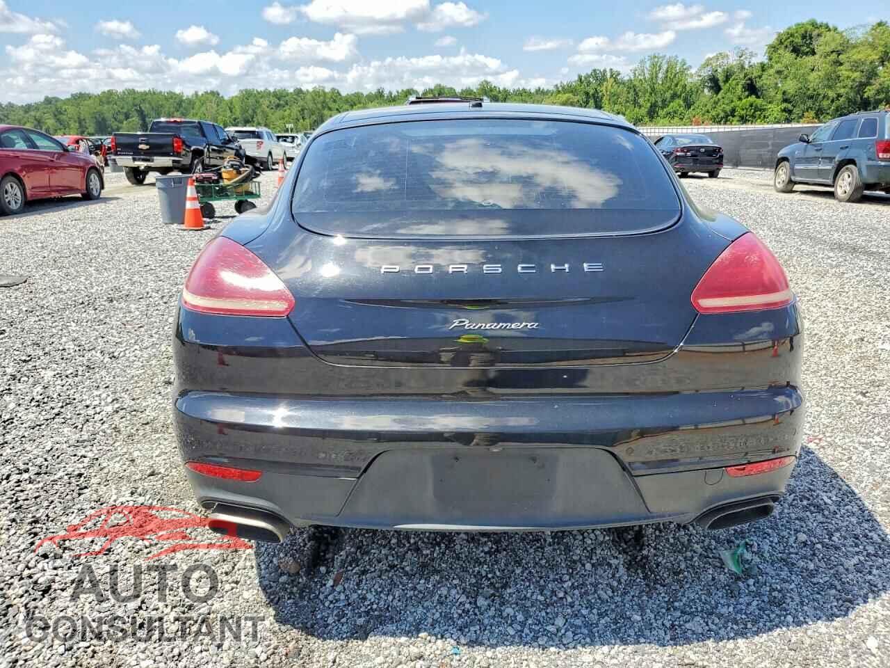 PORSCHE PANAMERA 2014 - WP0AA2A71EL010129