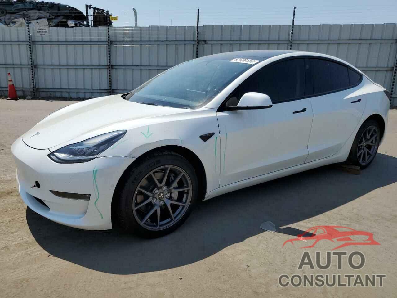 TESLA MODEL 3 2022 - 5YJ3E1EB7NF242601