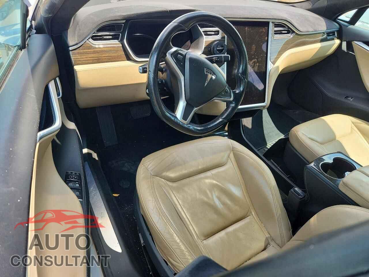 TESLA MODEL S 2015 - 5YJSA1E29FF109105