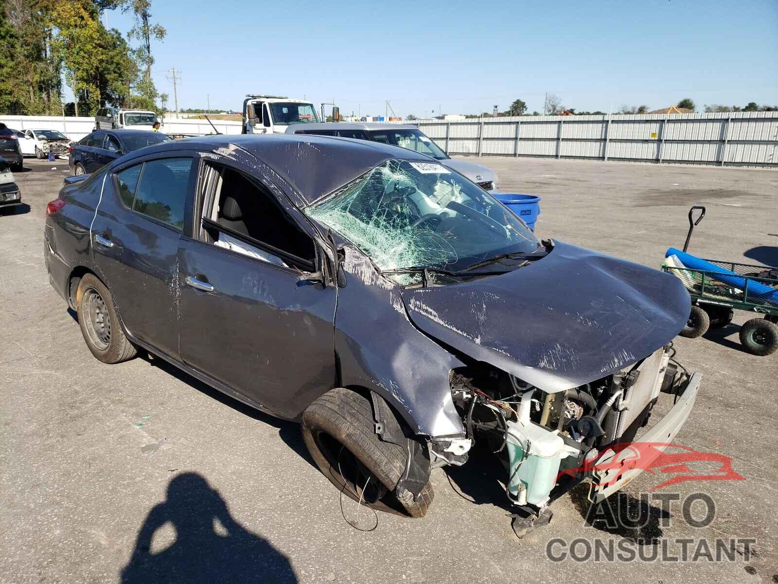 NISSAN VERSA 2019 - 3N1CN7AP7KL876575