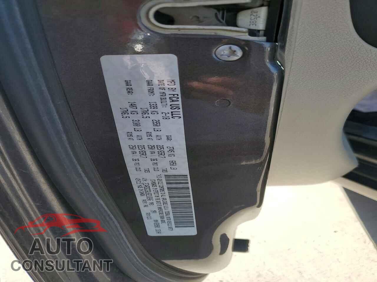 DODGE CARAVAN 2018 - 2C4RDGCG0JR210246