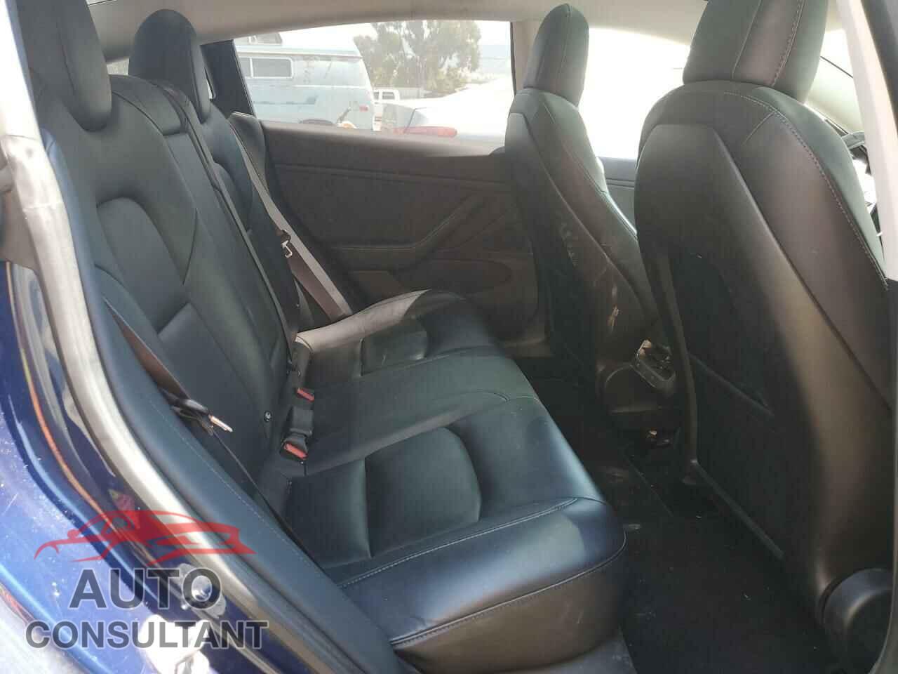 TESLA MODEL 3 2018 - 5YJ3E1EA7JF043386