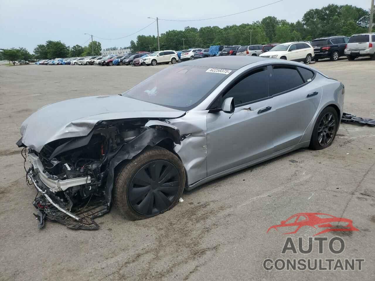 TESLA MODEL S 2024 - 5YJSA1E53RF543874