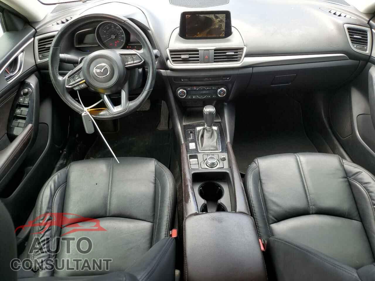 MAZDA 3 2017 - 3MZBN1V71HM105013