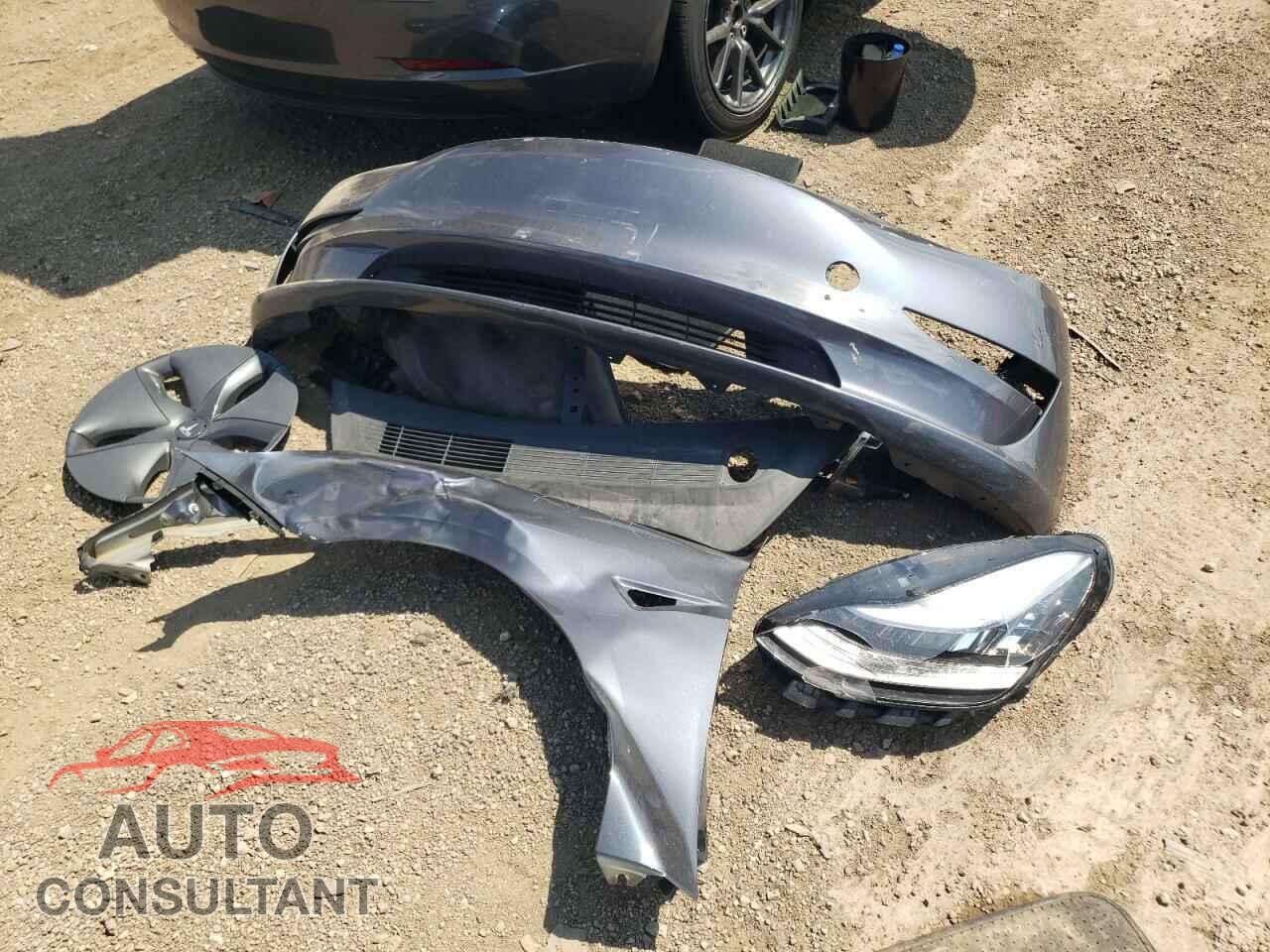 TESLA MODEL 3 2020 - 5YJ3E1EA8LF796704