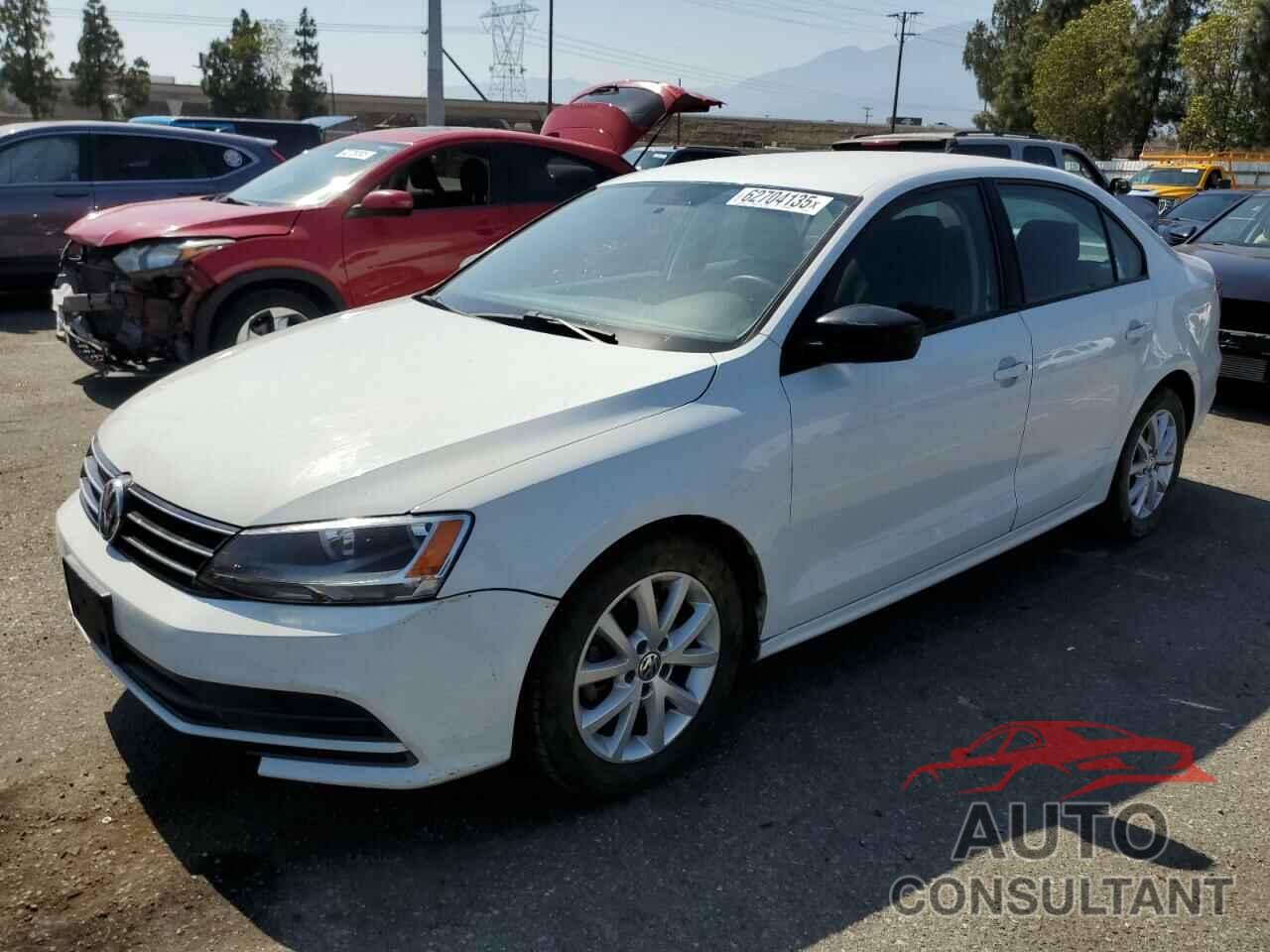 VOLKSWAGEN JETTA 2015 - 3VWB17AJ4FM356055