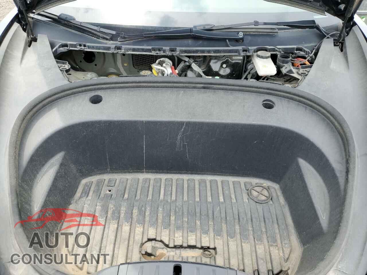 TESLA MODEL 3 2022 - 5YJ3E1EA5NF250509