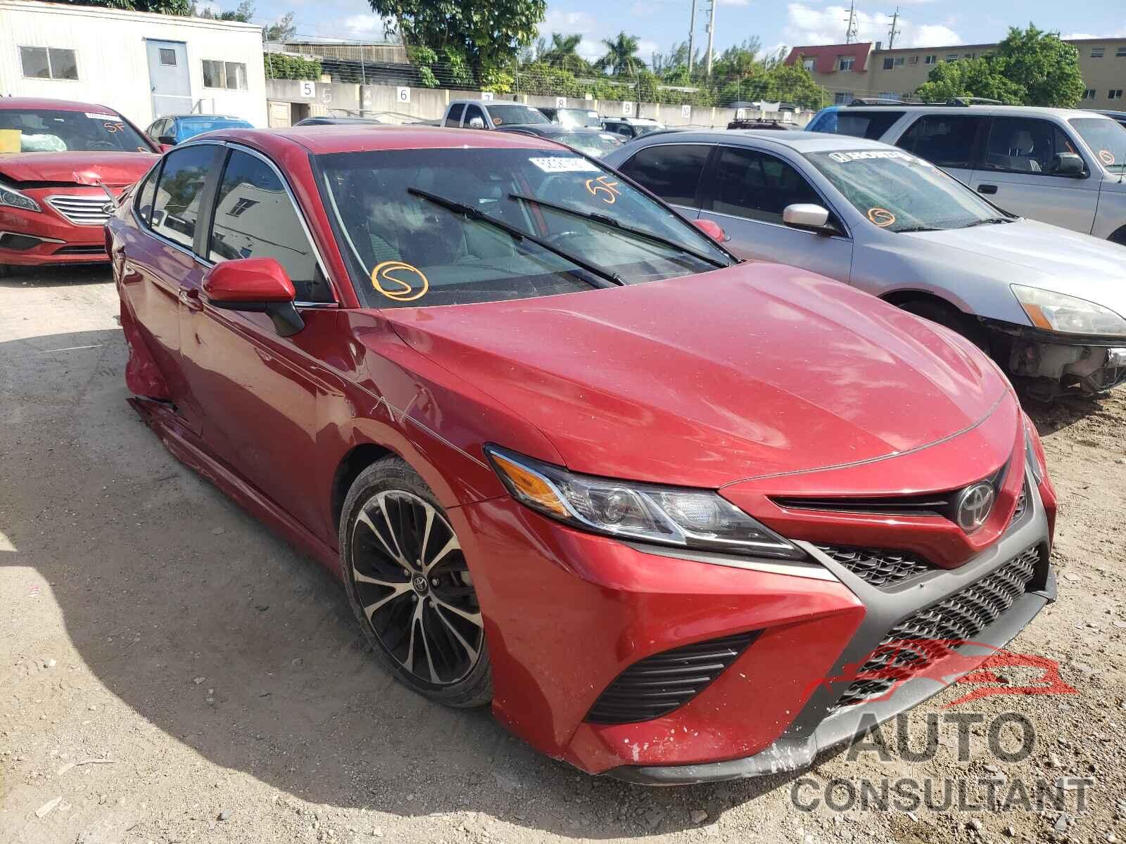 TOYOTA CAMRY 2019 - 4T1B11HK1KU162910