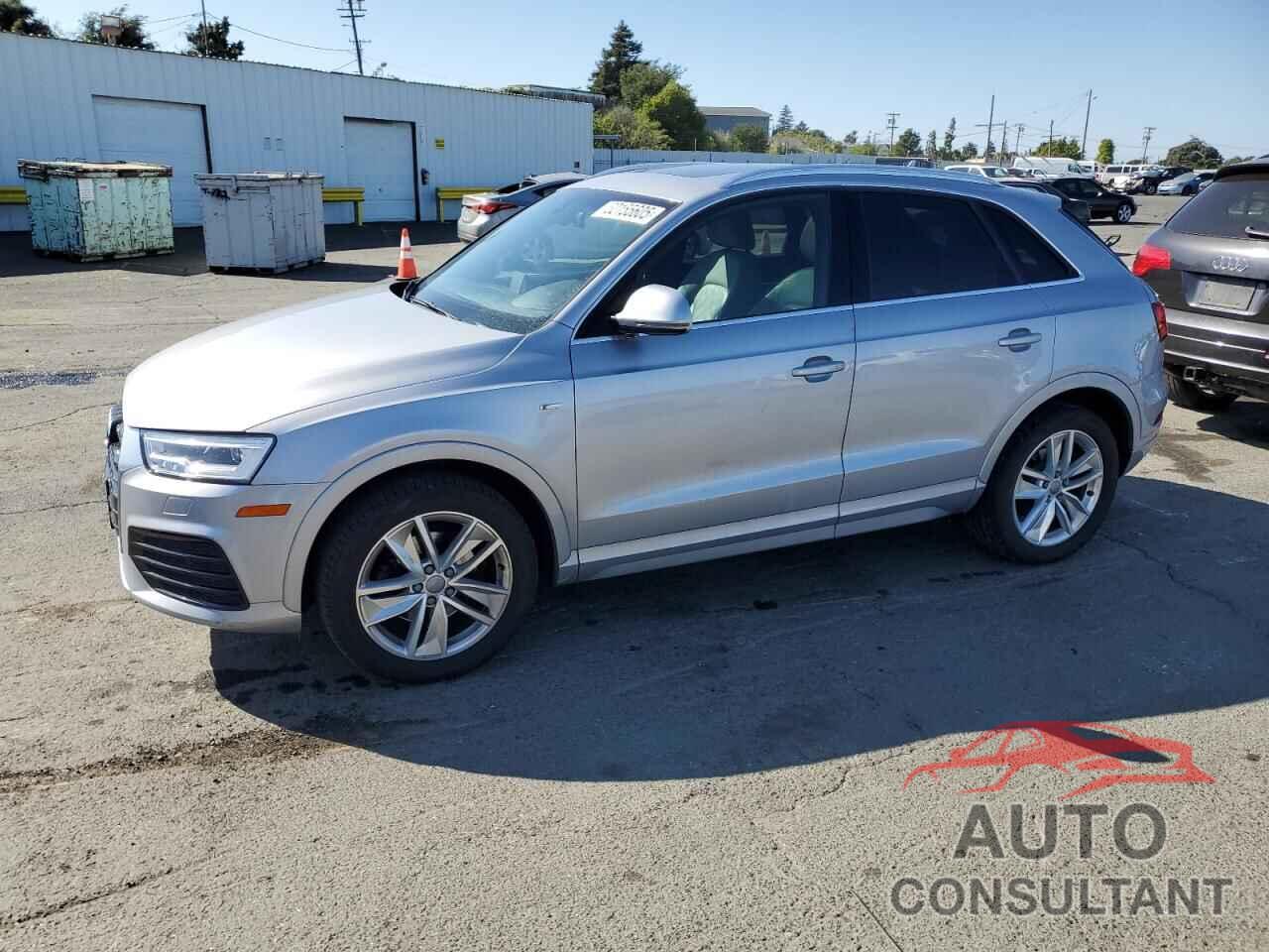AUDI Q3 2018 - WA1HCCFS3JR000215