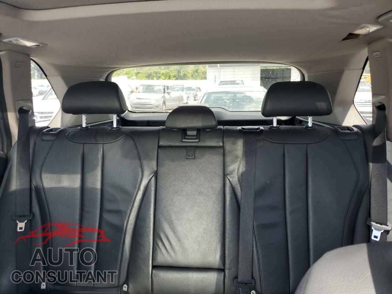 BMW X5 2014 - 5UXKR2C52E0H31989