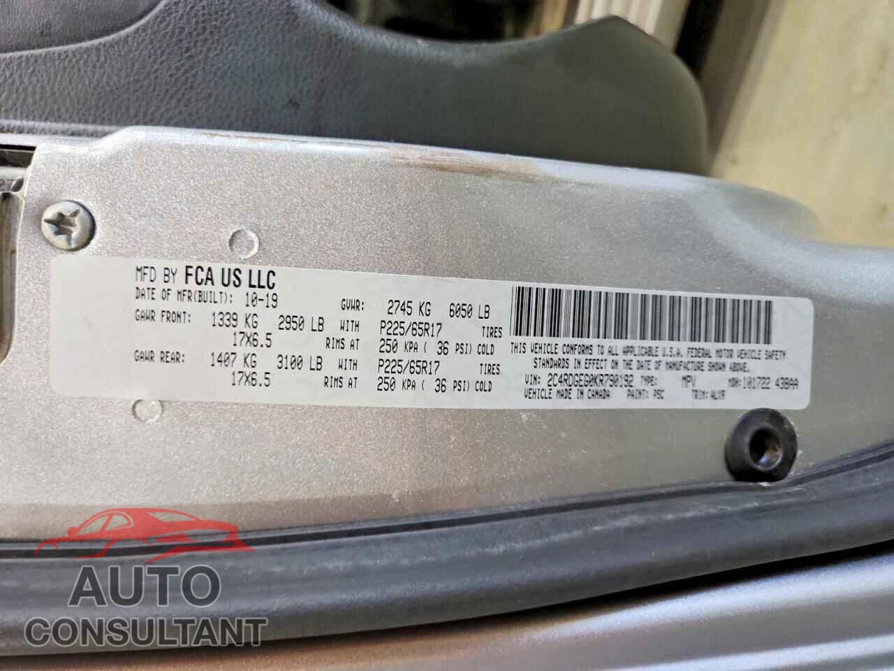 DODGE CARAVAN 2019 - 2C4RDGEG0KR790192