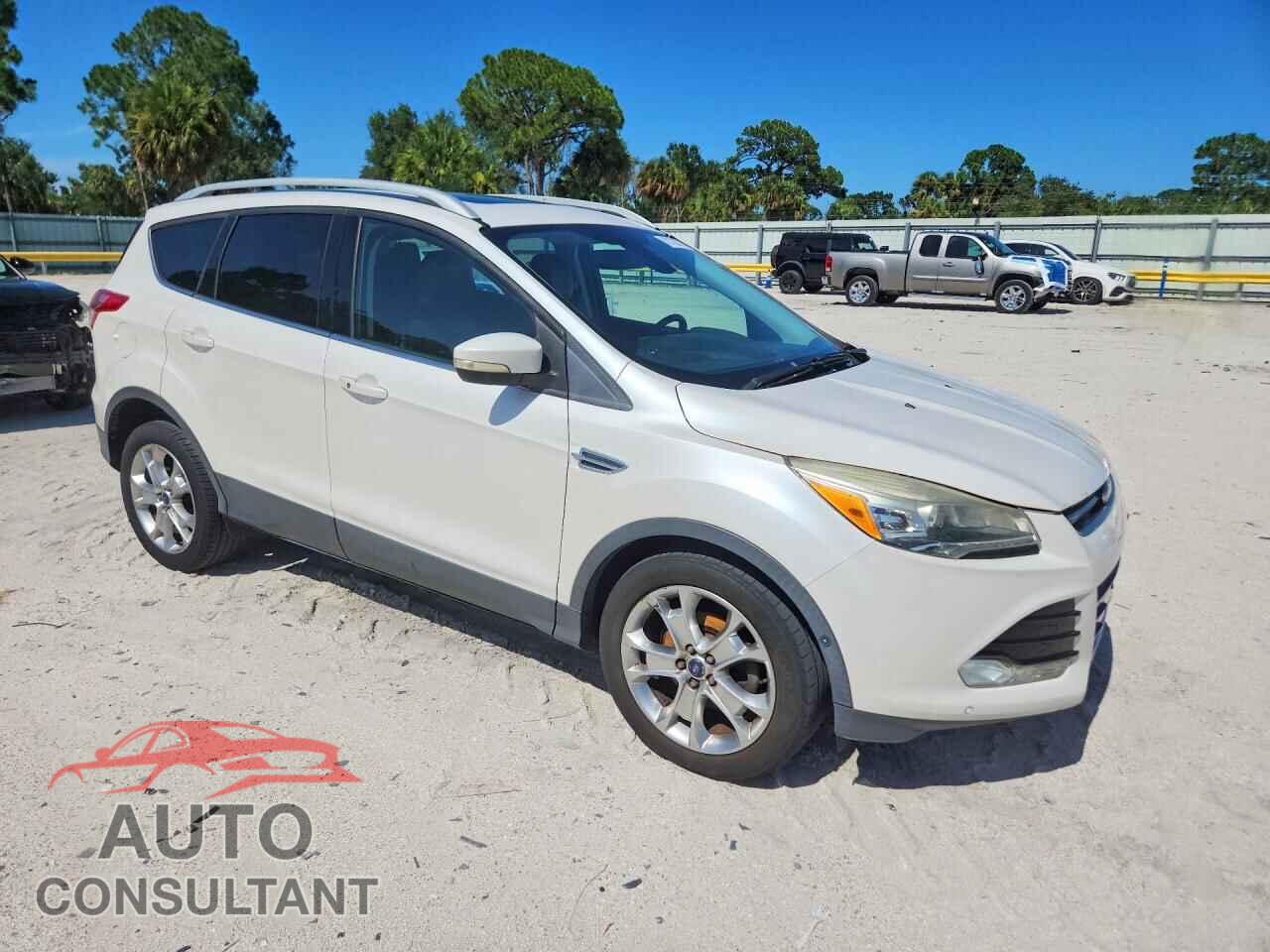 FORD ESCAPE 2015 - 1FMCU0JX7FUA66894