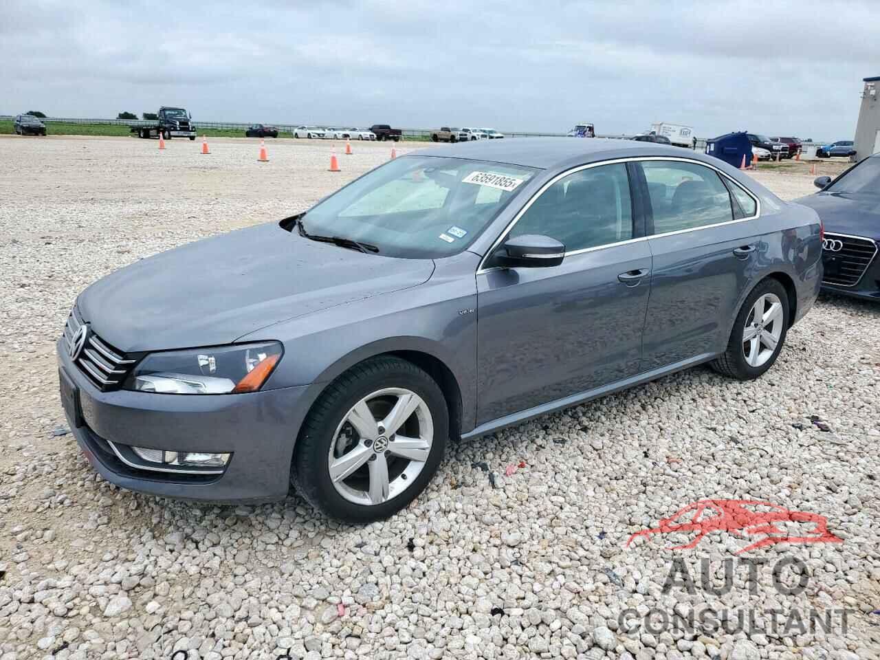 VOLKSWAGEN PASSAT 2015 - 1VWAS7A30FC117002
