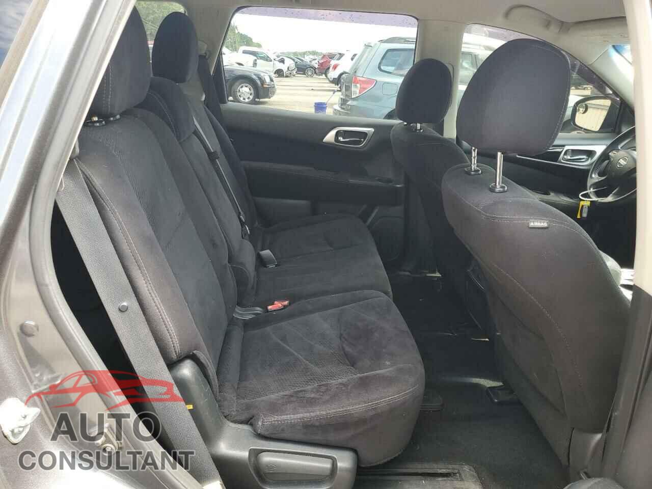 NISSAN PATHFINDER 2015 - 5N1AR2MN9FC636804