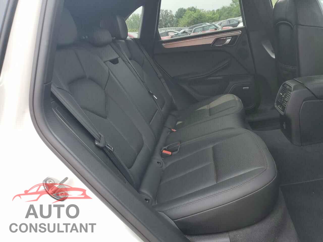PORSCHE MACAN 2018 - WP1AA2A53JLB16072