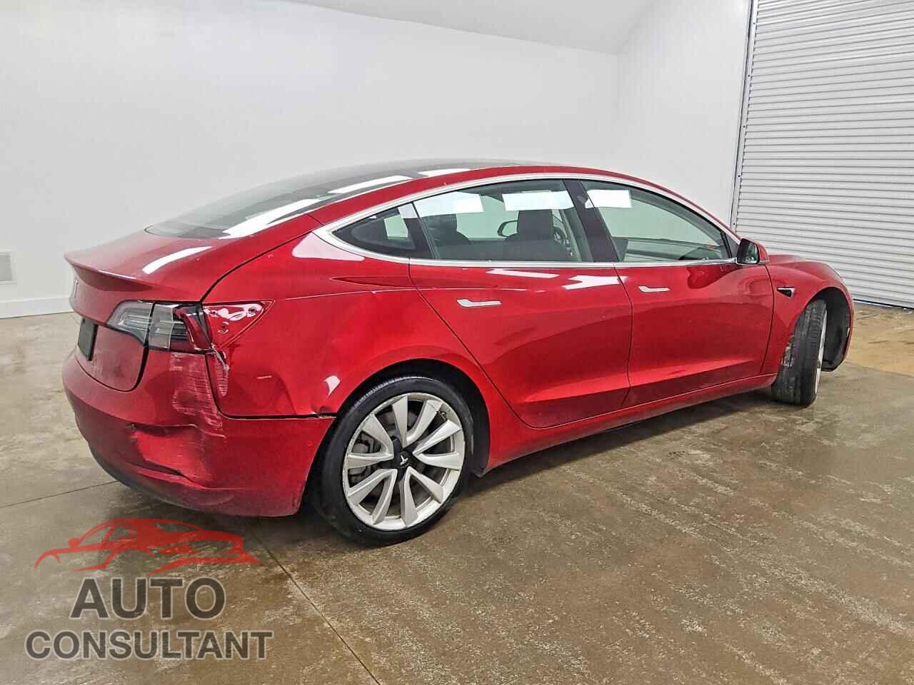 TESLA MODEL 3 2019 - 5YJ3E1EA0KF193695