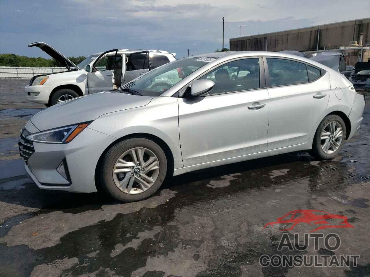 HYUNDAI ELANTRA 2020 - 5NPD84LF1LH536903