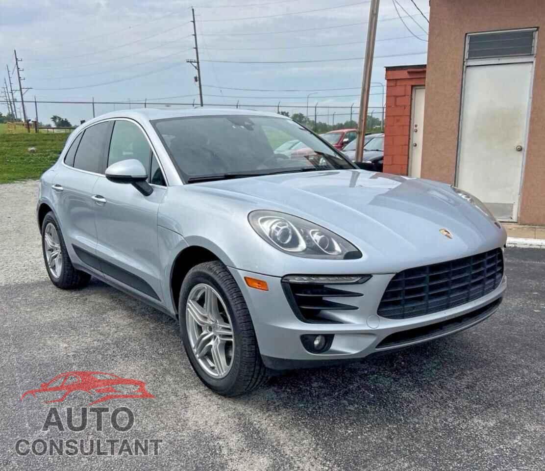 PORSCHE MACAN 2017 - WP1AB2A56HLB10242