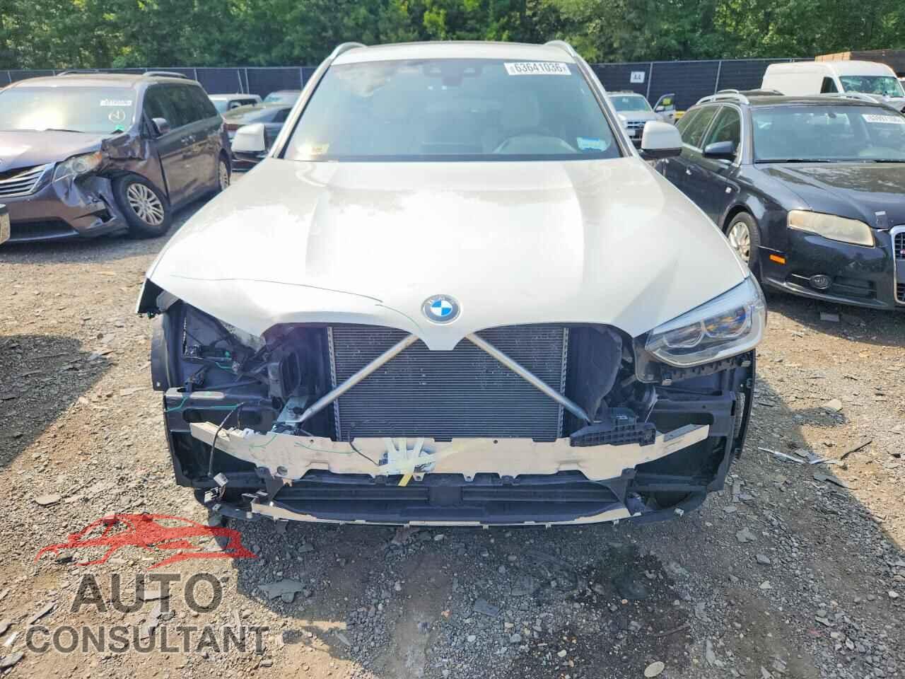 BMW X3 2019 - 5UXTR9C55KLE18426