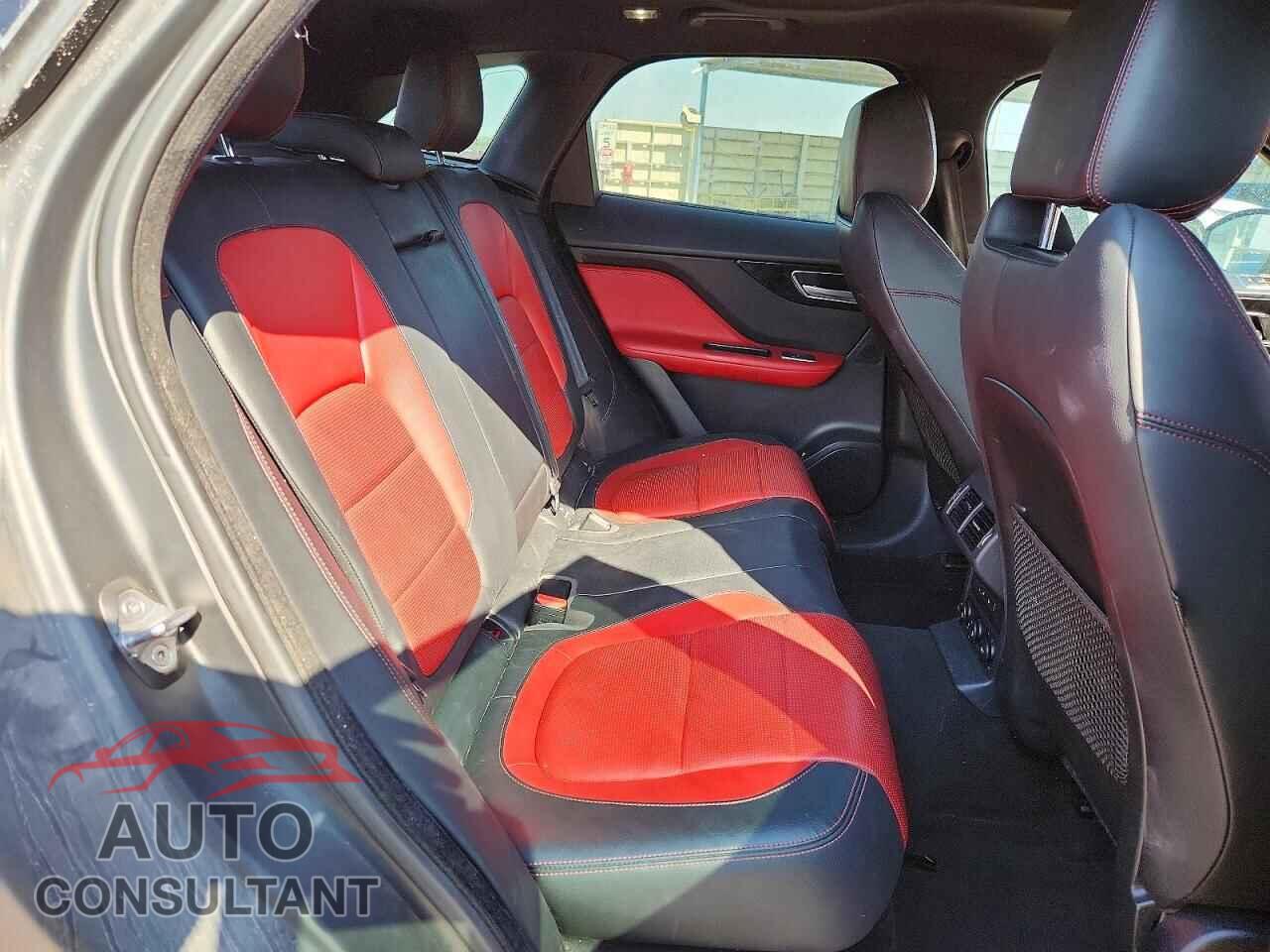 JAGUAR F-PACE 2017 - SADCL2BV1HA488040