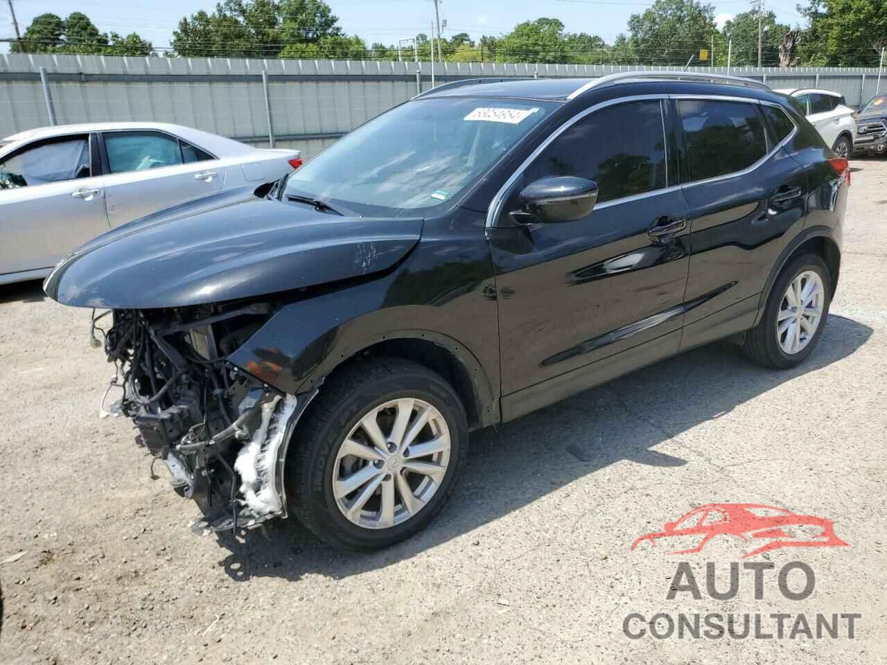 NISSAN ROGUE 2018 - JN1BJ1CR5JW283910