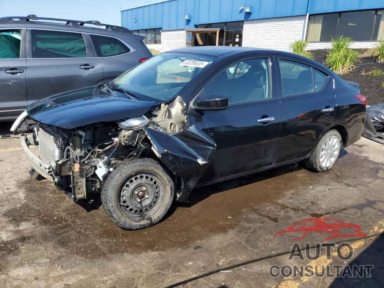 NISSAN VERSA 2019 - 3N1CN7AP1KL869508