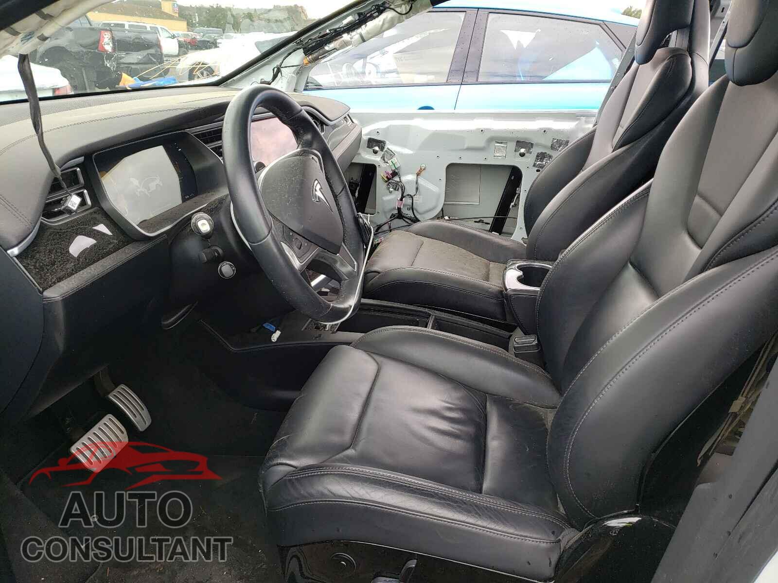 TESLA MODEL X 2016 - 5YJXCAE43GF007978