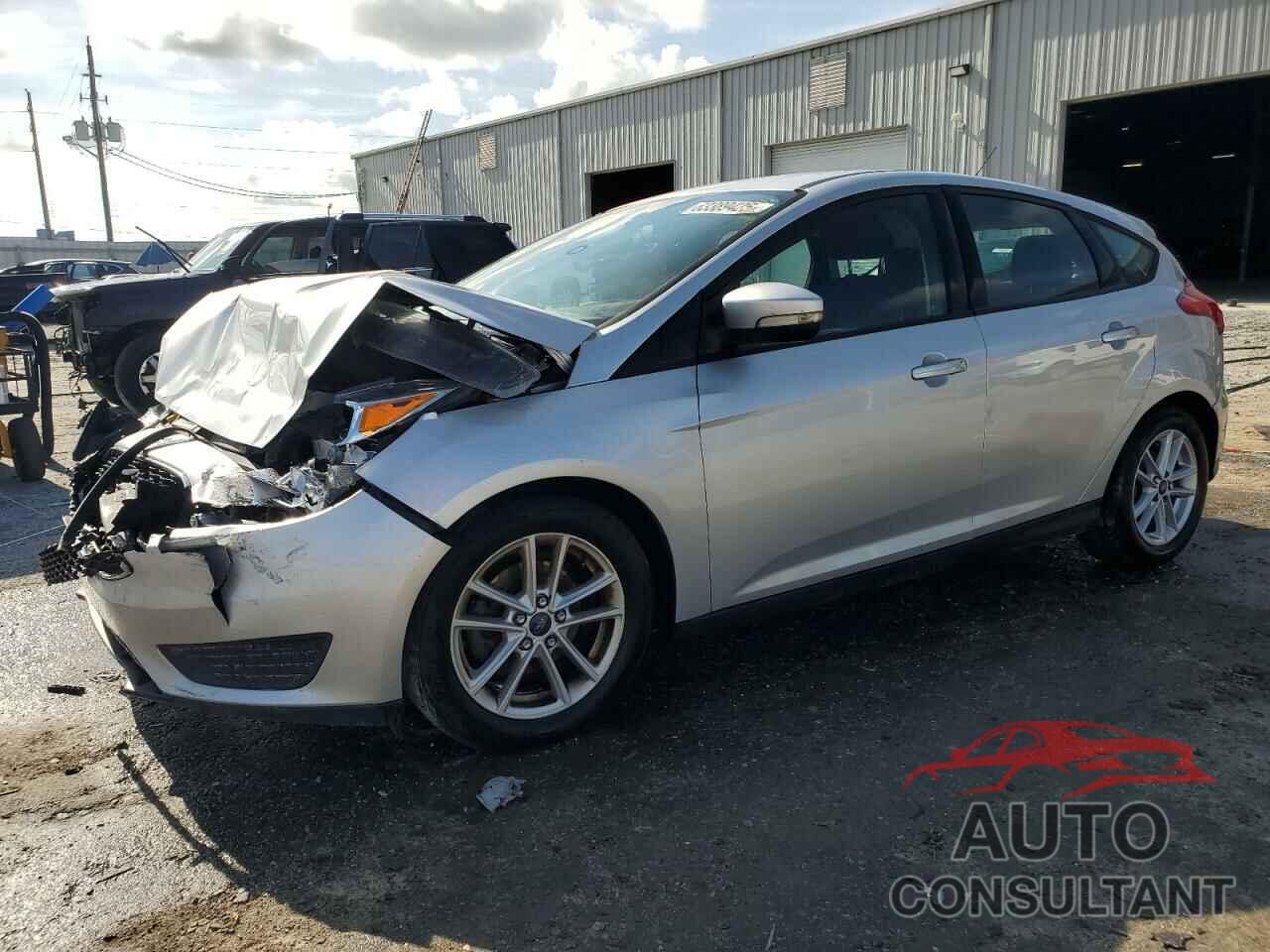 FORD FOCUS 2017 - 1FADP3K29HL208018