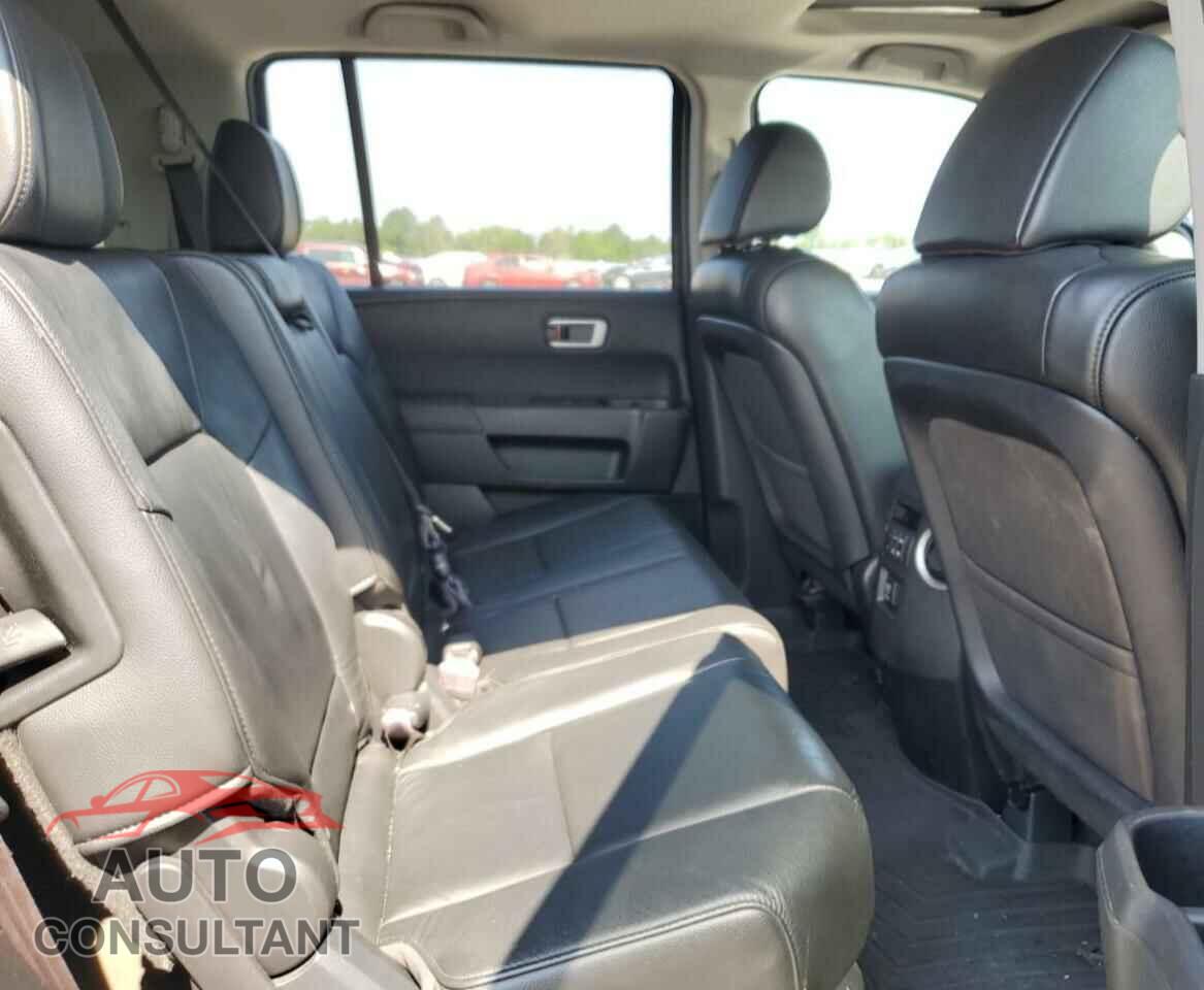 HONDA PILOT 2013 - 5FNYF4H53DB026852