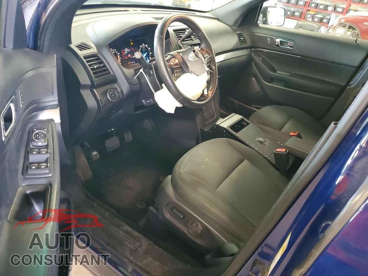 FORD EXPLORER 2017 - 1FM5K8AR1HGA63649