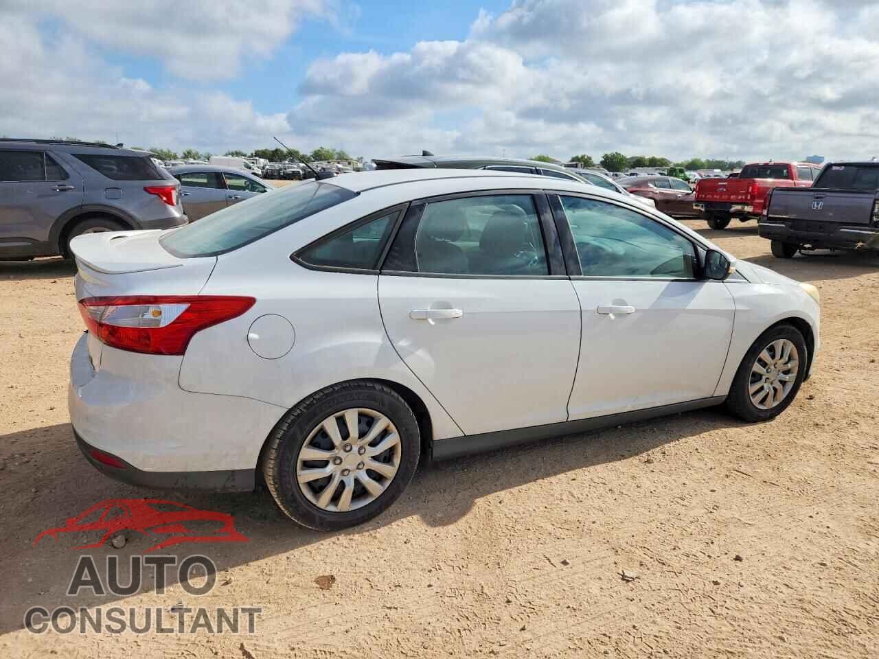 FORD FOCUS 2014 - 1FADP3F25EL351716