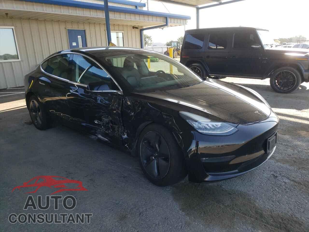 TESLA MODEL 3 2019 - 5YJ3E1EA4KF395374