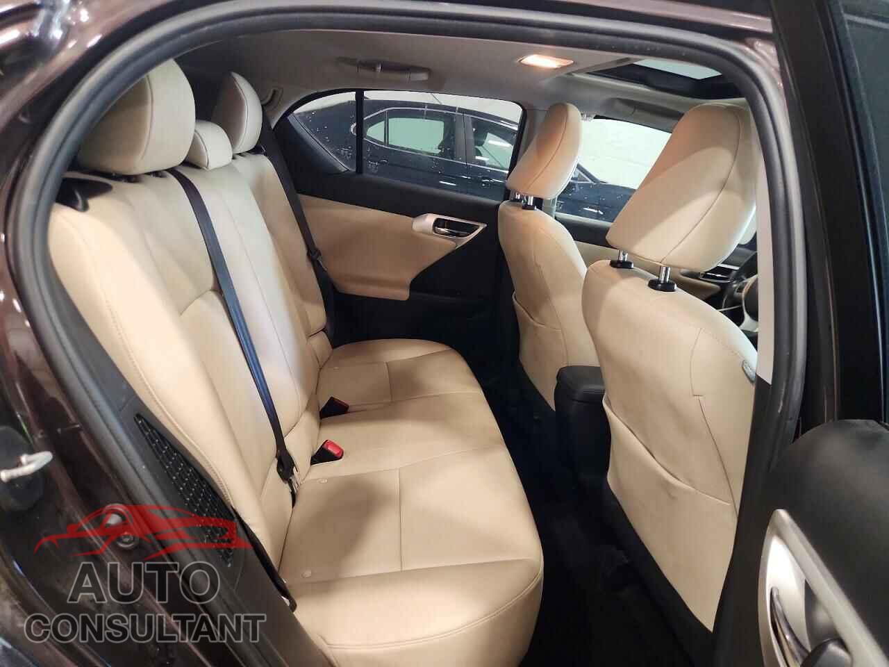 LEXUS CT 200 2013 - JTHKD5BH2D2124325