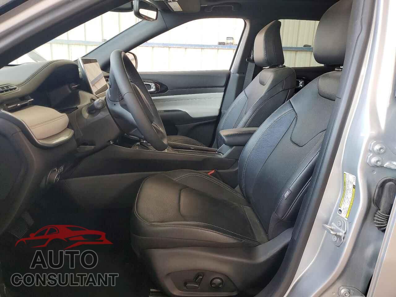 JEEP COMPASS 2025 - 3C4NJDCN3ST595739
