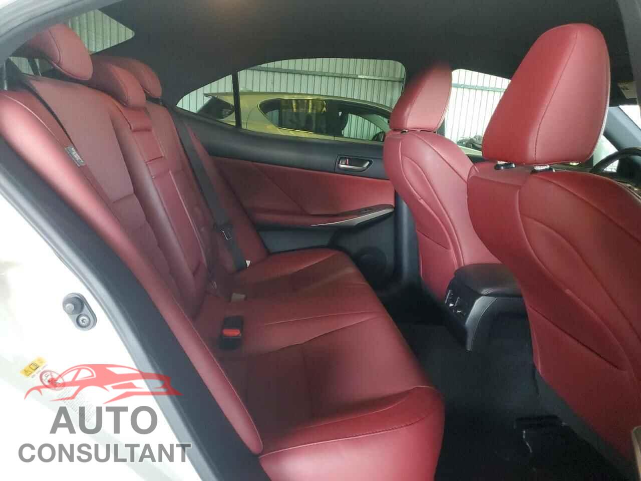LEXUS IS 2018 - JTHBA1D24J5081109