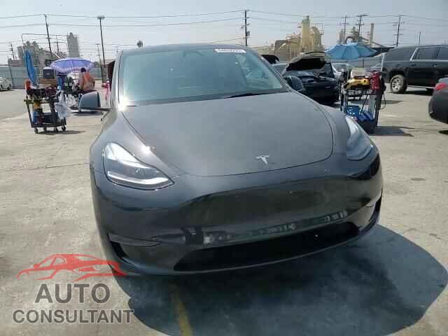 TESLA MODEL Y 2025 - 7SAYGDED1SF265244