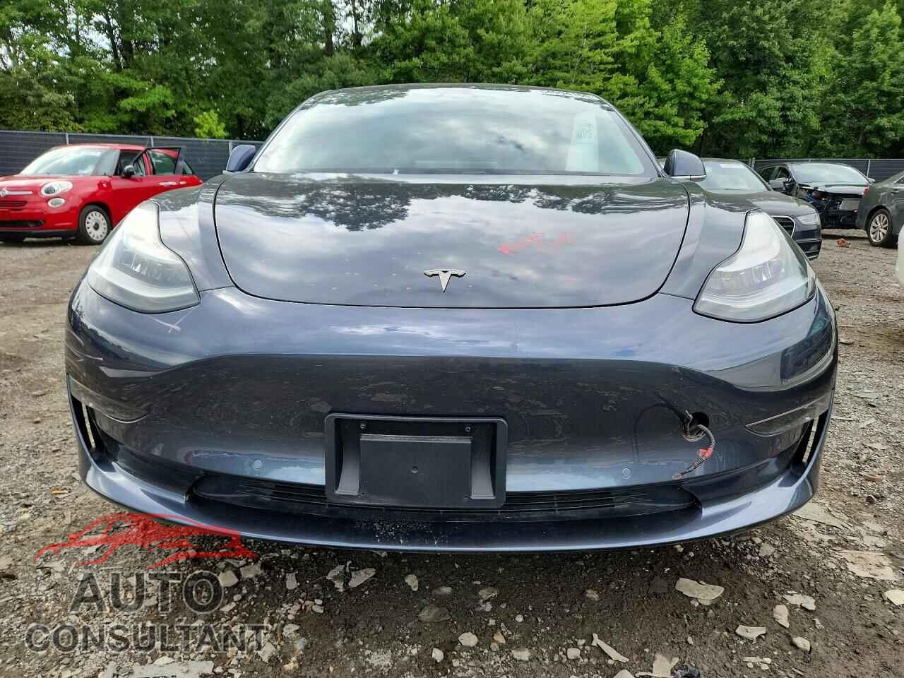TESLA MODEL 3 2018 - 5YJ3E1EA6JF004479